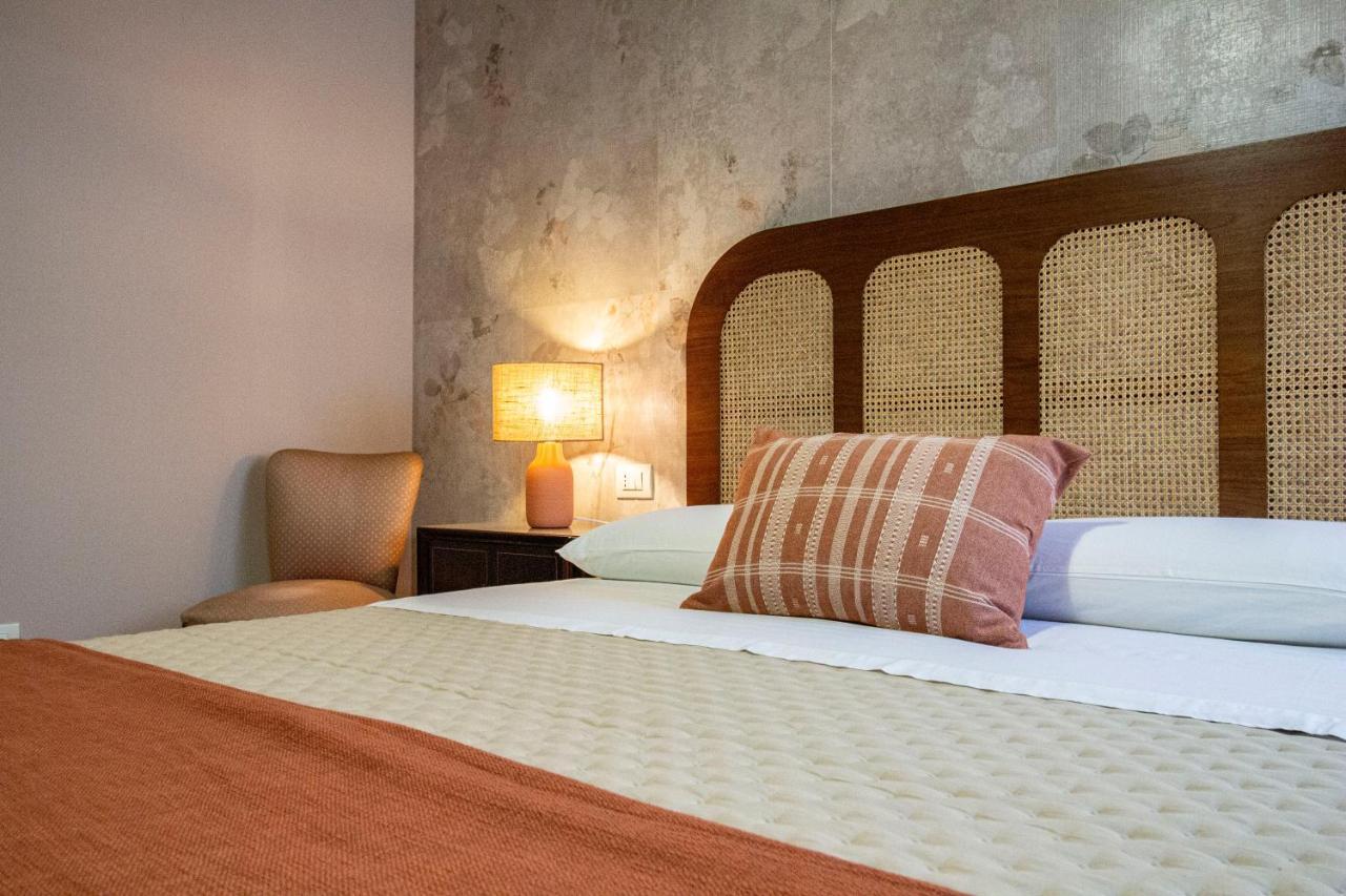 Epimoni B&B カターニア エクステリア 写真